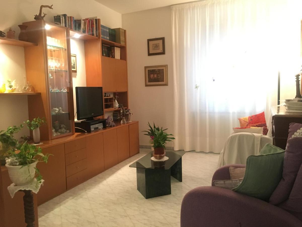 Anne Marie Sweet Home Ливорно Экстерьер фото