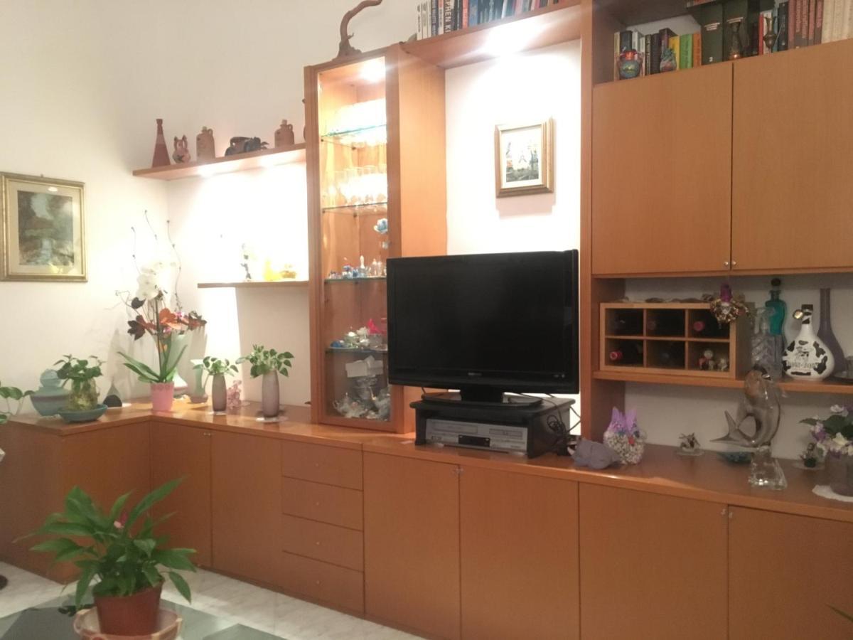 Anne Marie Sweet Home Ливорно Экстерьер фото